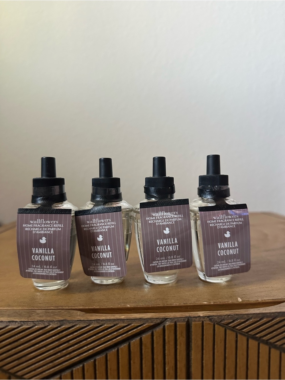 X4 Bath & Body Works Vanilla Coconut Wallflowers Refills NEW